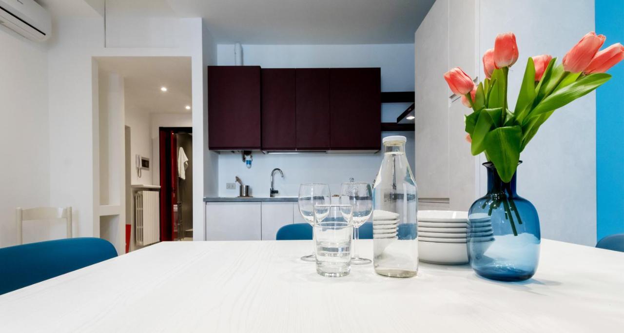 Apartamento ALTIDO Spacious 1 BR Apt near S Agostino metro Milán Exterior foto